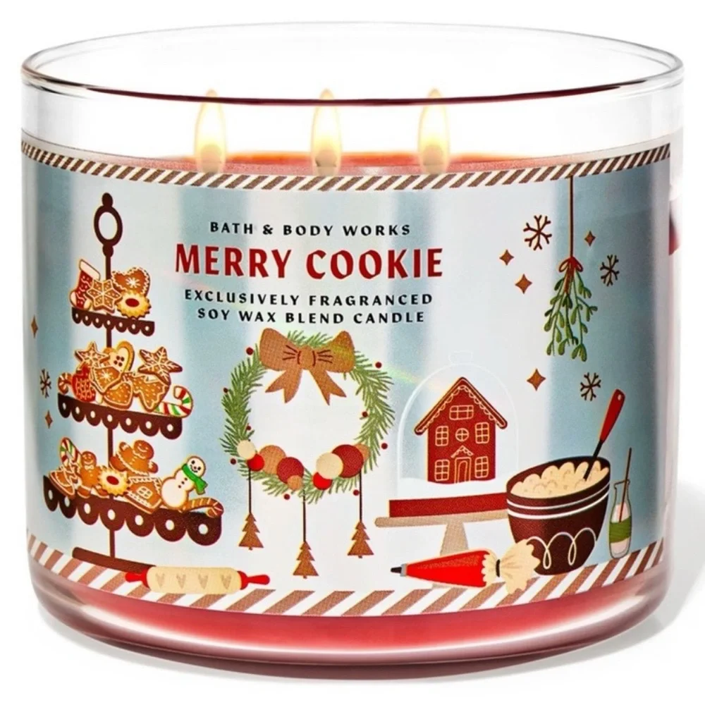 Bath & Body Works Merry Cookie 3 Wick Candle With Decorative Lid